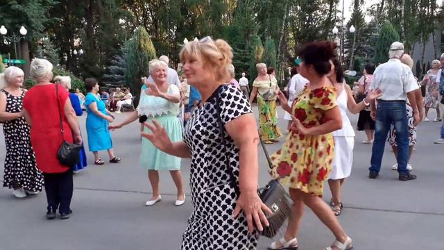 ЗА ЧЕТЫРЕ МОРЯ! СЧАСТЛИВЫЕ МОМЕНТЫ ИЗ ПАРКА ГОРЬКОГО