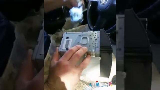 Toyota Corolla e 120 замена штатной магнитолы , на магнитолу Wondefoo Android 8,0  4G , gps...