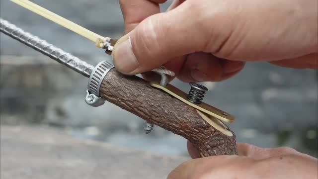 можно ли сделать рогатку из арматуры, шестигранных гаек и веток_