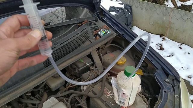 Замена жидкости ГУР на Опель Зафира А 1.8  120л.с.