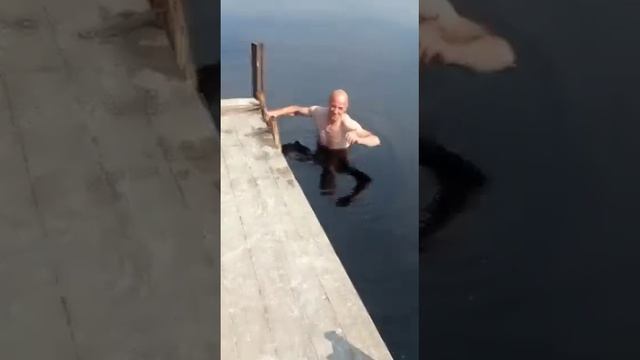 слабонервным не смотреть! ребёнок утонул в Верхней Синячихе