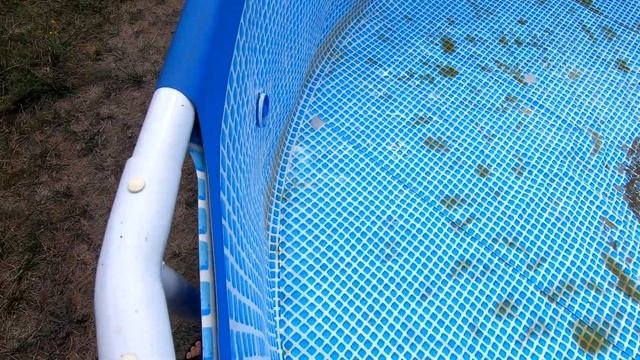 Как полностью слить воду с каркасного бассейна. Уборка бассейна на зиму