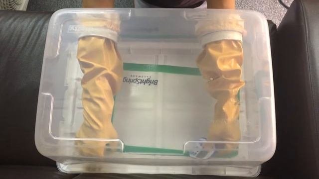 Testing out the new homemade glovebox.