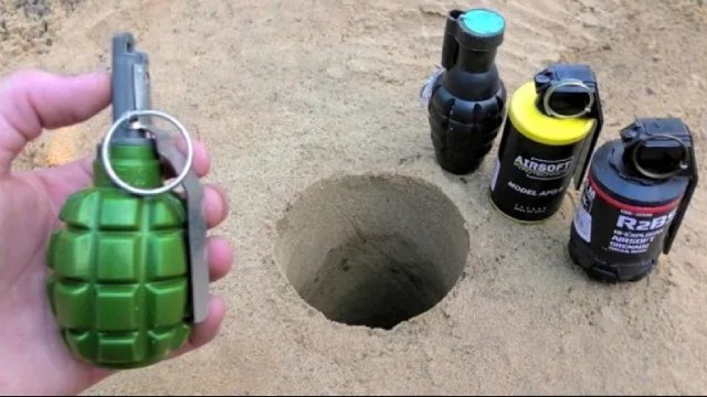 ✅ ТОП 15 БОЛЬШИХ ПЕТАРД ПОД ЗЕМЛЕЙ ? МОЩНАЯ ПЕТАРДА + НОРА ?В ЭТОТ РАЗ Я КУПИЛ ОГНЕТУШИТЕЛЬ И НЕ ЗРЯ