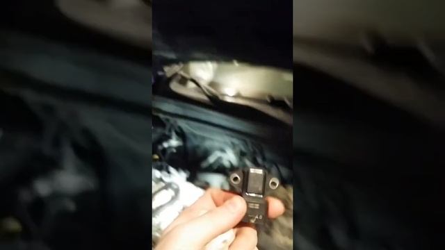 Не едет Hyundai Santa Fe 2.2 турбодизель мигает чек замена датчика давления