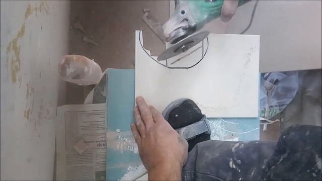 Как вырезать полукруг в плитке болгаркой