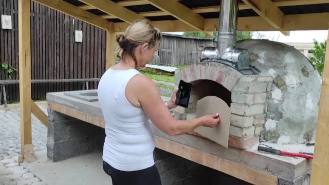 ПОМПЕЙСКАЯ ПЕЧЬ СВОИМИ РУКАМИ. первый дым.