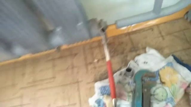 как установить краны на чугуный радиатор