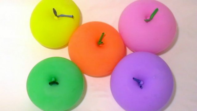 5 Шариков яблоко с водой Учим цвета