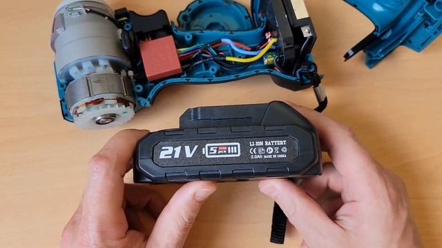 Копия impact гайковерта винтоверта клон Makita DTD172 DTD173 с Aliexpress - RONGSHENG