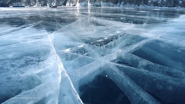 Путешествие на зимний Байкал. Байкал зимой. Чистый лед озера БАЙКАЛ.