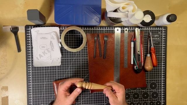 Мое первое изделие из кожи!
