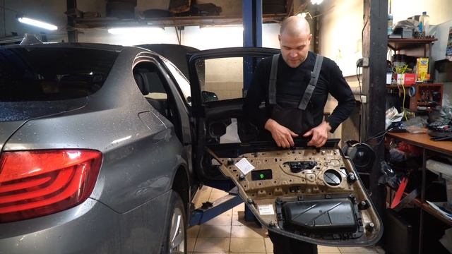 BMW F10 вода в салоне! Как проклеить обшивку двери?