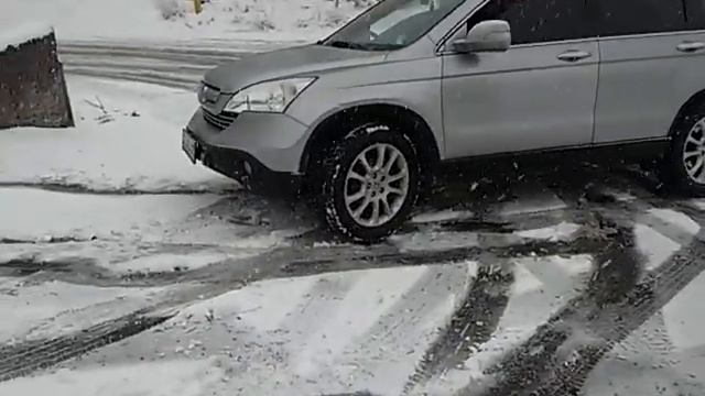 Honda Cr-v 2008 4wd test drive in snow. Real time 4wd