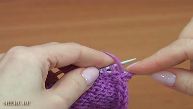 Тепло, уютно, комфортно и без швов на двух спицах.