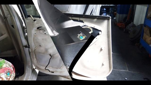 Снятие карты задней двери - Chery QQ 1.1i