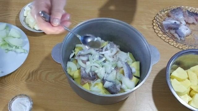 РЫБА СЛОЯМИ с картофелем ⫷◆⫸ Тушёная рыба