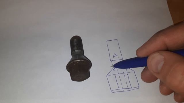 Как открутить сорванный колесный болт