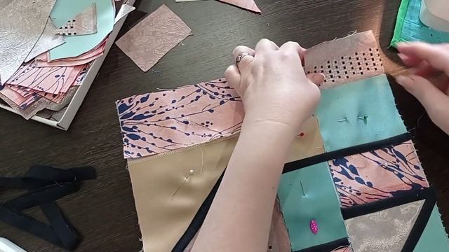 Пэчворк.Хлам в дело.Лоскутные витражи.Витраж из ткани.Утилизация ткани и одежды.Витражи из лоскутов