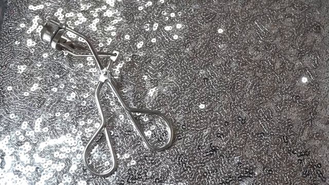 KIRA KIRA MAKEUP | LINGMAKEUP