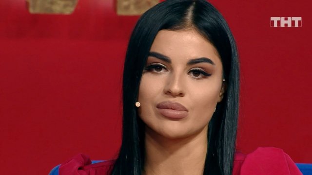 Бородина против Бузовой: Как складывается жизнь Яны Шафеевой за периметром