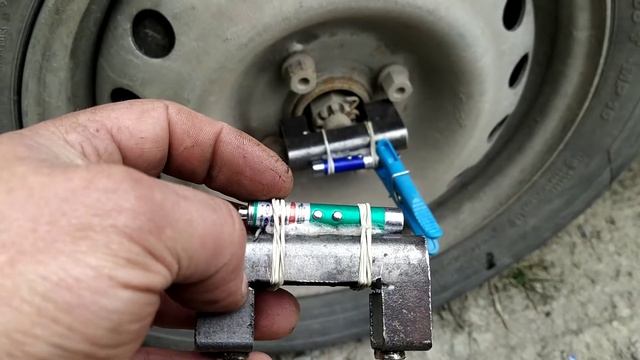 Как сделать устройство для самостоятельной регулировки схождения колес.