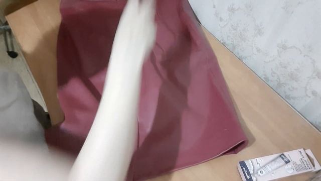 Как обработать низ юбки из экокожи