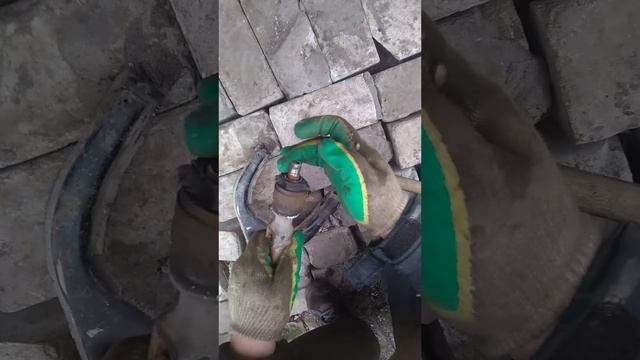 Замена верхнего, переднего рычага на новый (тюниный) "на коленках". Митсубиси Паджеро Спорт.