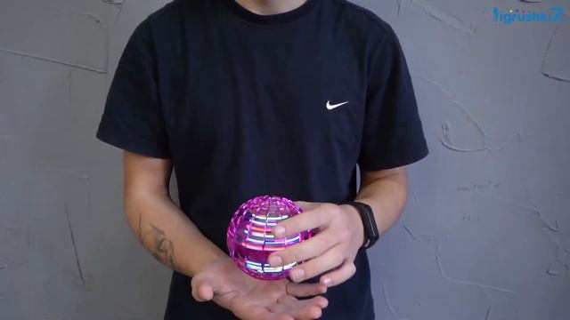 Светящийся летающий спиннер синий. Летающий Шар. Шар бумеранг. Flying Spinner