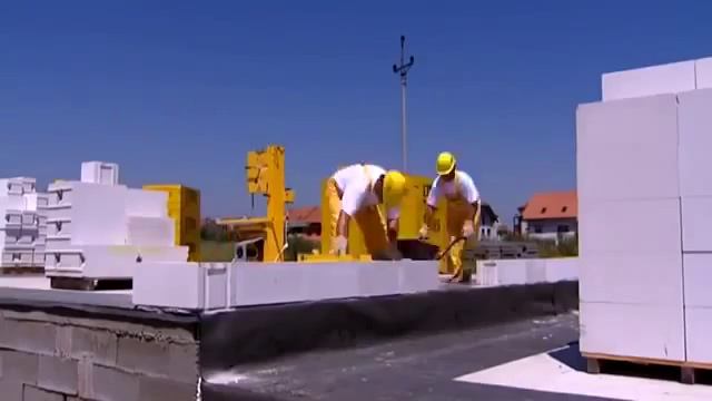 Кладка первого ряда пеноблоков