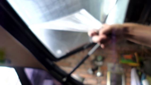 как снять тонировку со стекла автомобиля самому
