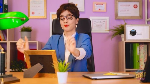 МЕНЯ УДОЧЕРИЛ ДИРЕКТОР || Обычная ученица против дочки директора от 123 GO! SCHOOL