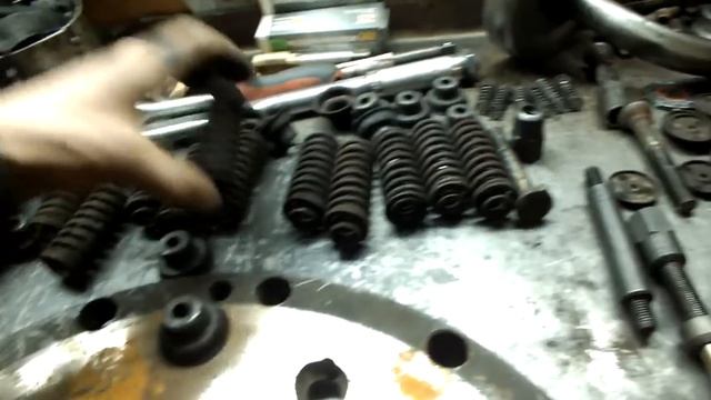 ТТ-4 двиг. А-01 Обзор и ремонт корзины сцепления.