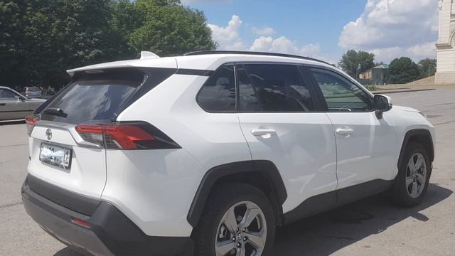 5 достоинств и недостатков Toyota RAV4 New