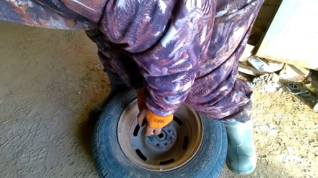 Колеса от жигулей на телегу от мотоблока.