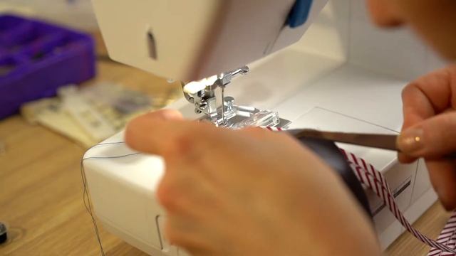 Лапка с линейкой для косой бейки | Как установить? Как пользоваться?