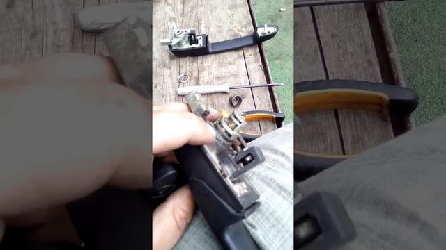 Замена личинки дверного замка на калине