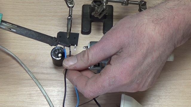 Как подключить моторчик