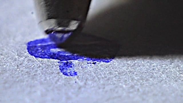 Макросъёмка ручки. Шариковая ручка под микроскопом. Macro video FullHD