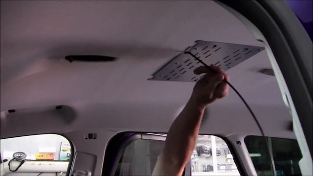 Как установить потолочный монитор в авто? | Установка автомобильного потолочного монитора