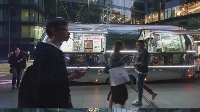 Небоскрёбы ( поёт Вилли Токарев )