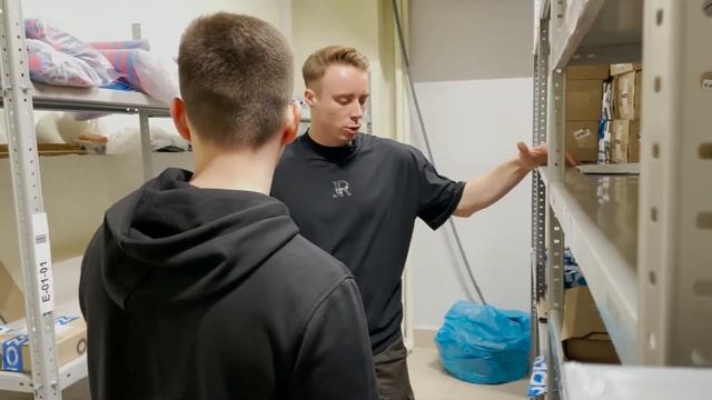 Как Открыть пункт выдачи Озон. Вся правда о ПВЗ Ozon в 2022. Бизнес с нуля.