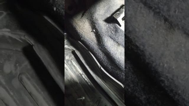 Замена радиатора печки, Renault Clio symbol