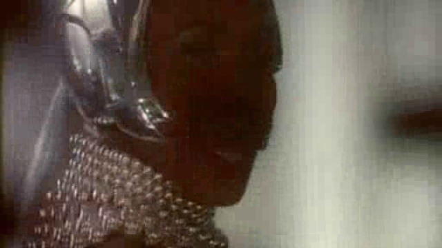 Whitney Houston_Queen of the night