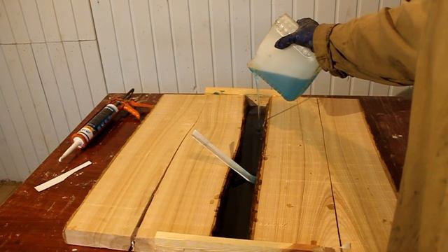 Как сделать стол из эпоксидной смолы своими руками