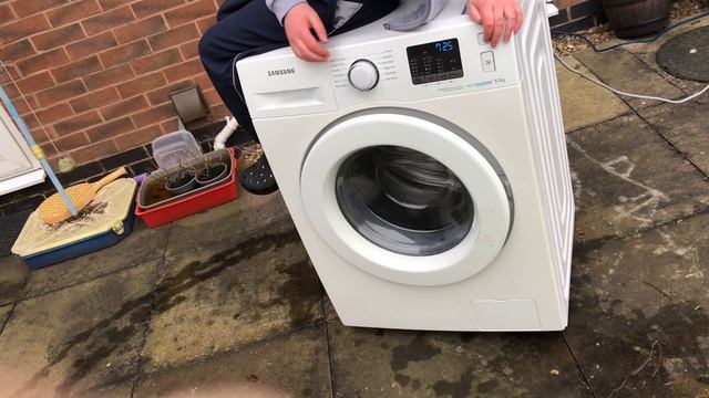 Samsung washing machine destruction! | Wet towels | Jumping