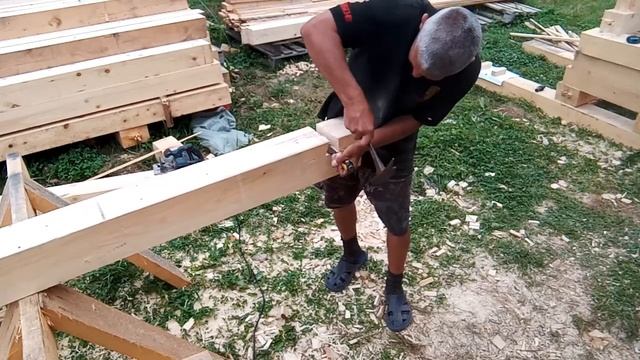 ДОМ ИЗ БРУСА СВОИМИ РУКАМИ. ОТ А ДО Я!!! часть 4 ЗА ПИЛИВАЕМ БРУС В ЛАСТОЧКИН ХВОСТ!!!