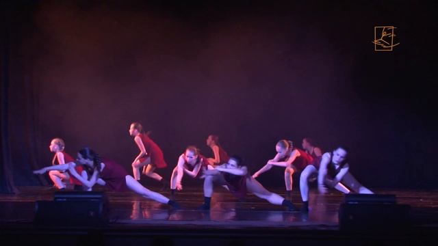 Школа-студия современного танца "Движение". "Изучая тело"