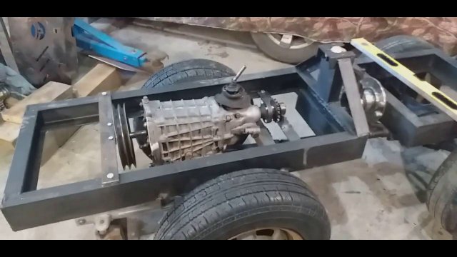 №3Мини Трактор(Погрузчик)4х4 переломка Своими руками УСТАНОВИЛ КОРОБУ