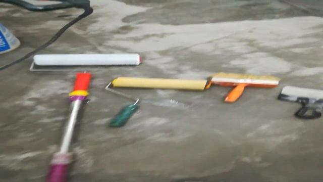 Наливной пол. Не хватило материала.